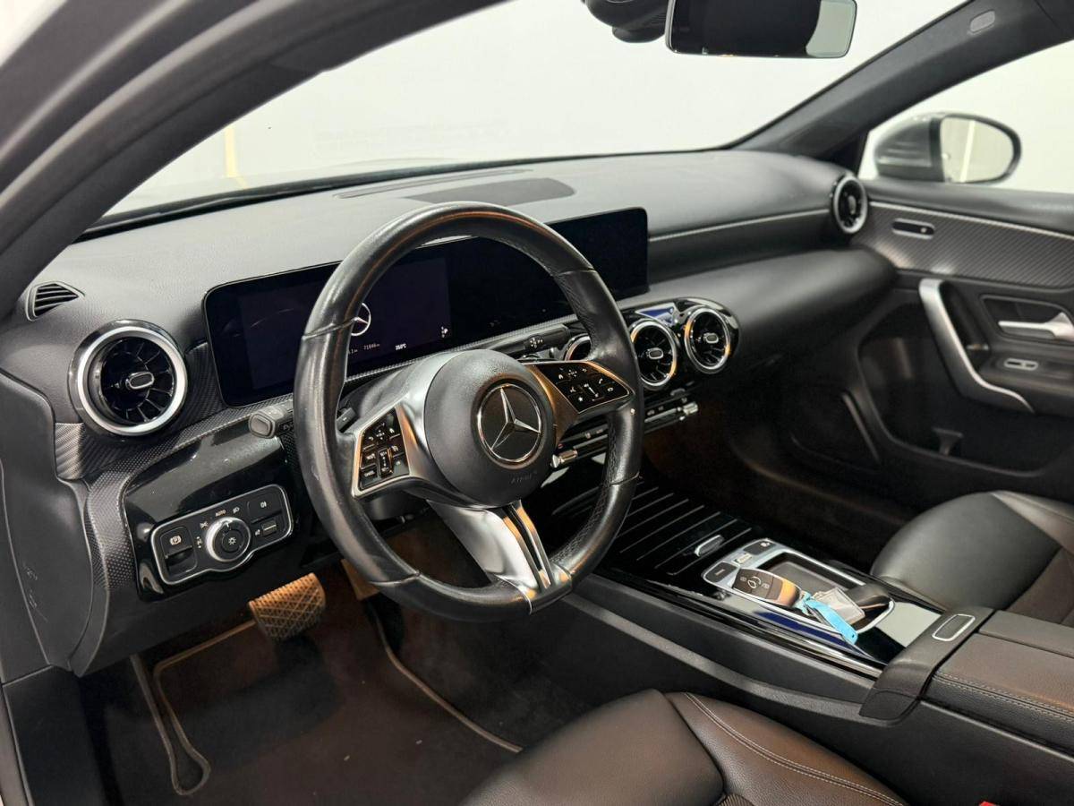 mercedes-benz-classe-a-2023-diesel-1950cc