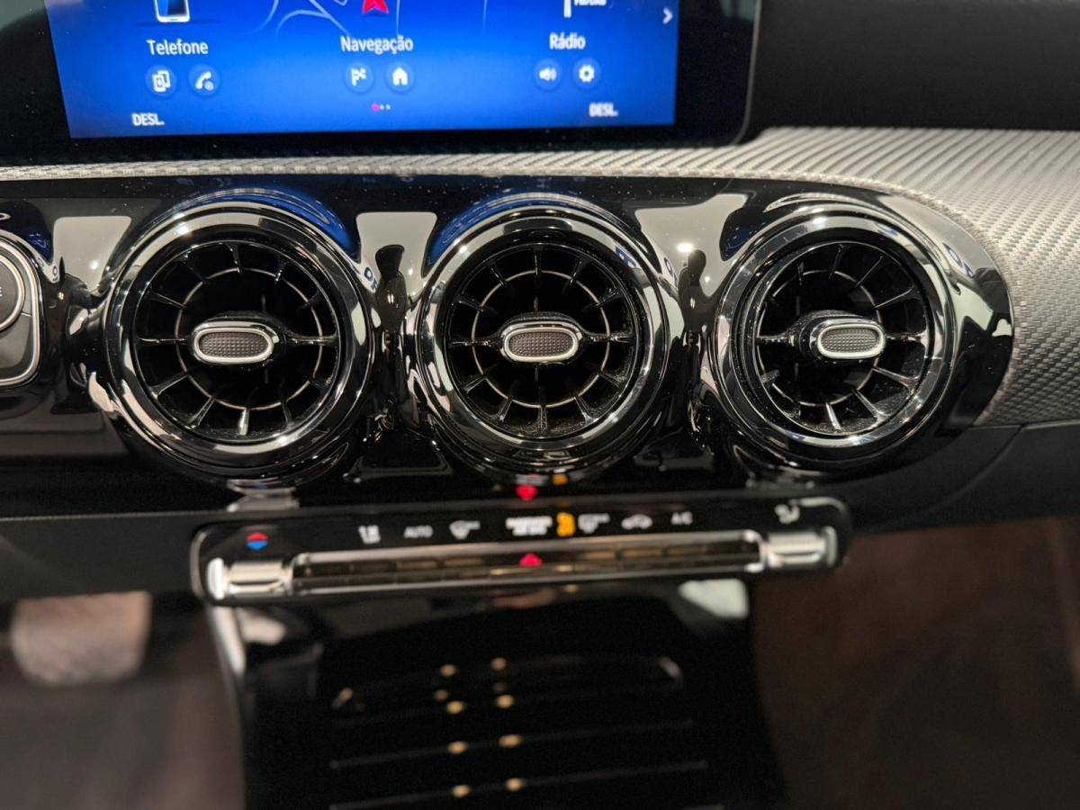 mercedes-benz-classe-a-2024-gasolina-1332cc