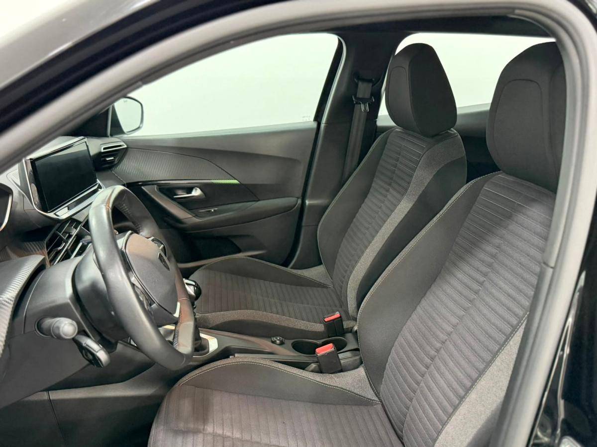 peugeot-2008-2023-gasolina-1199cc