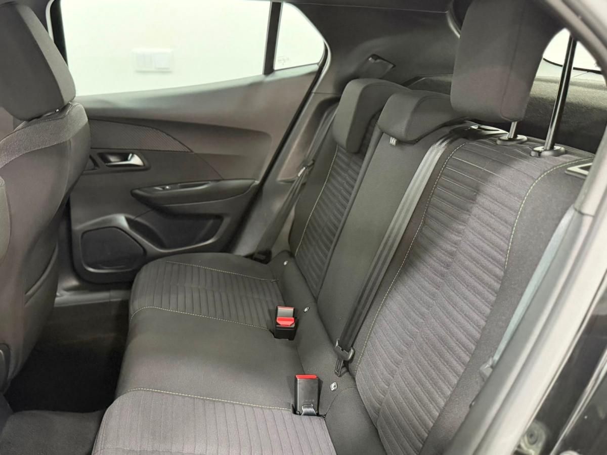 peugeot-2008-2023-gasolina-1199cc