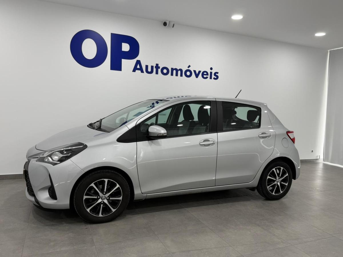 toyota-yaris-2020-gasolina-998cc