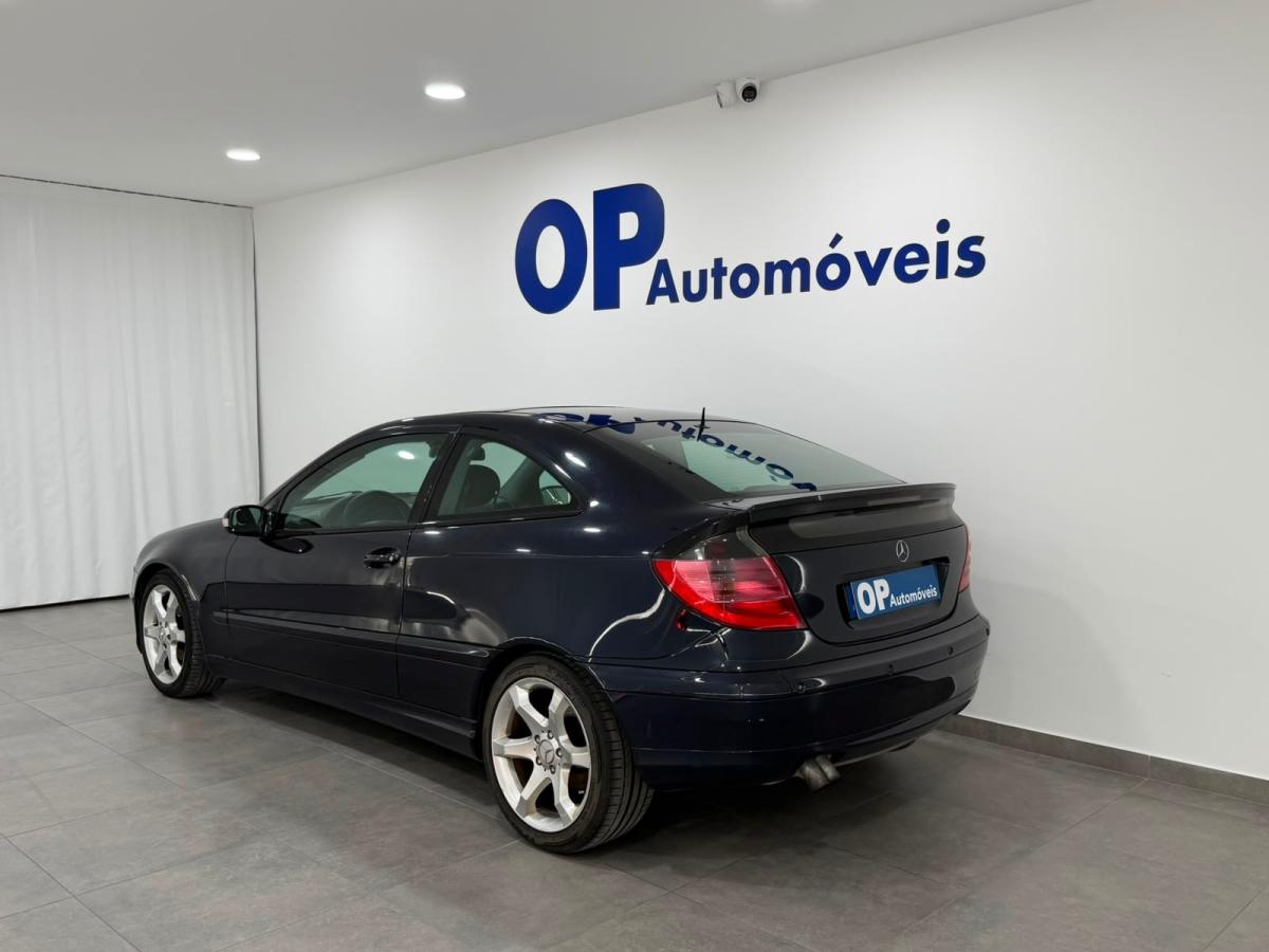 mercedes-benz-classe-c-2003-diesel-2148cc