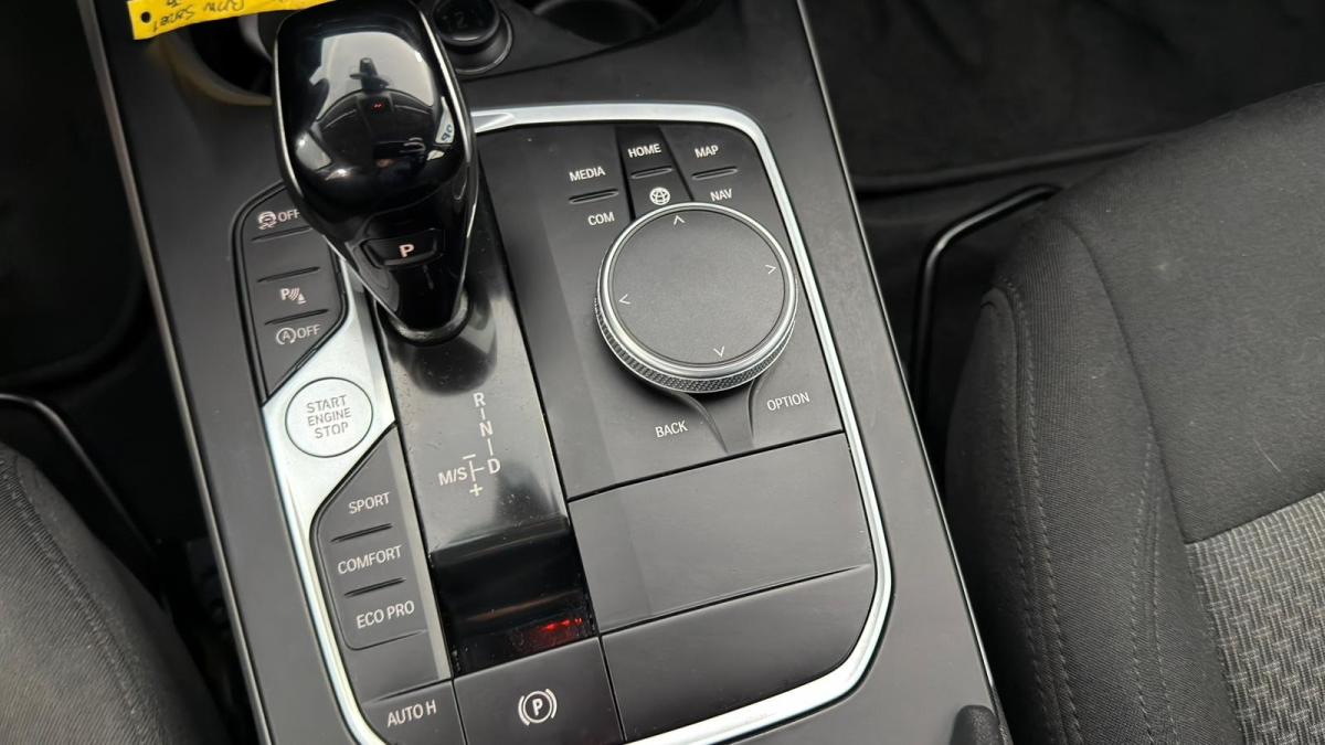 bmw-serie-1-2023-diesel-1496cc