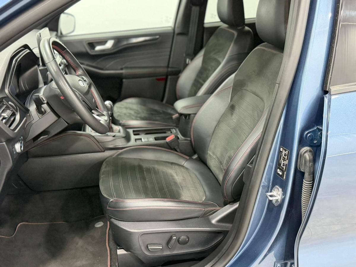 ford-kuga-2023-gasolina-1499cc
