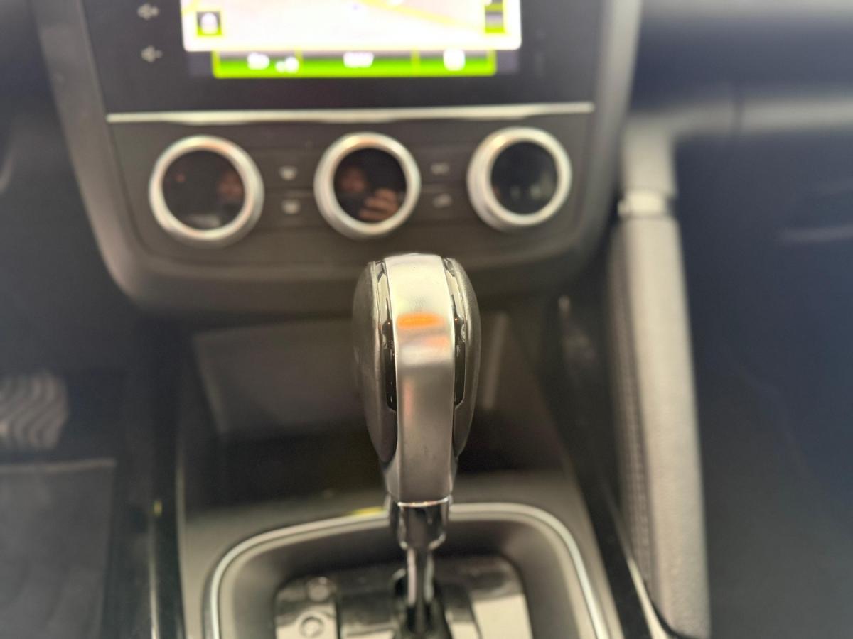 renault-kadjar-2022-gasolina-1332cc