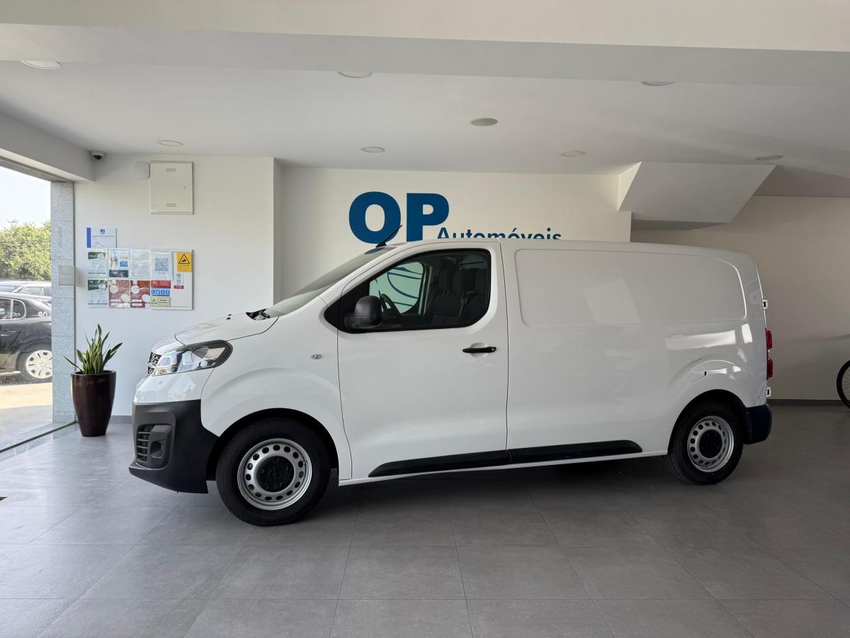 opel-vivaro-2022-diesel-1499cc
