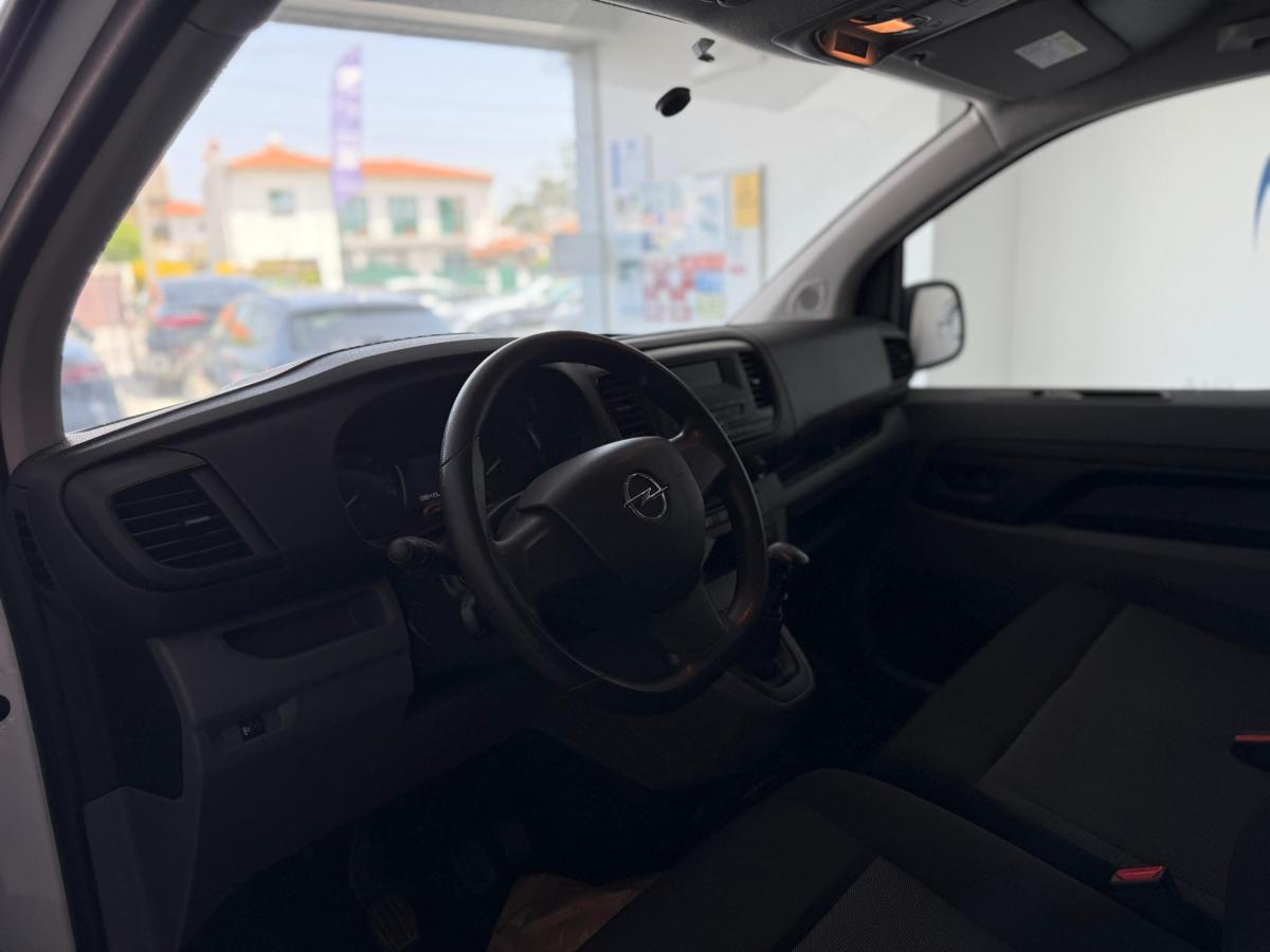 opel-vivaro-2022-diesel-1499cc