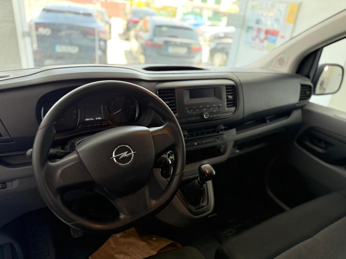 opel-vivaro-2022-diesel-1499cc