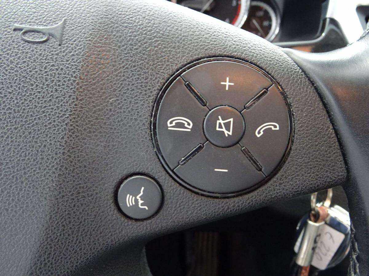 mercedes-benz-classe-e-e-220-t-cdi-blueefficiency-2010-diesel-2143cc