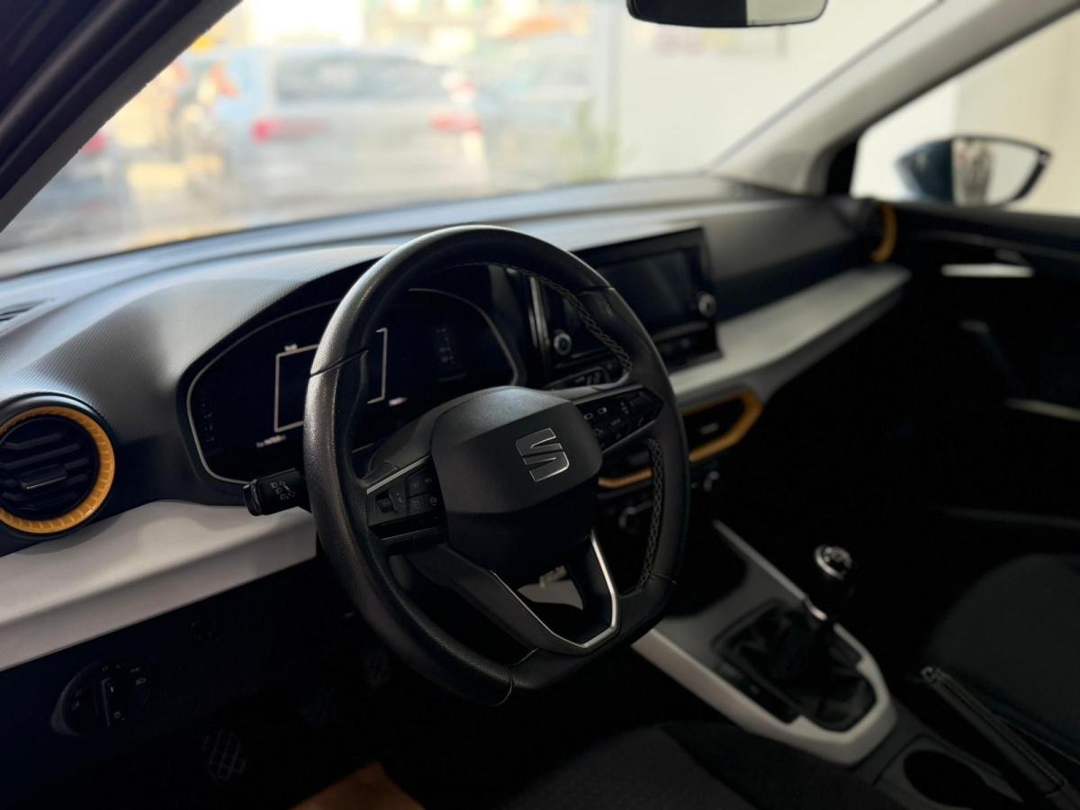 seat-arona-2023-gasolina-999cc