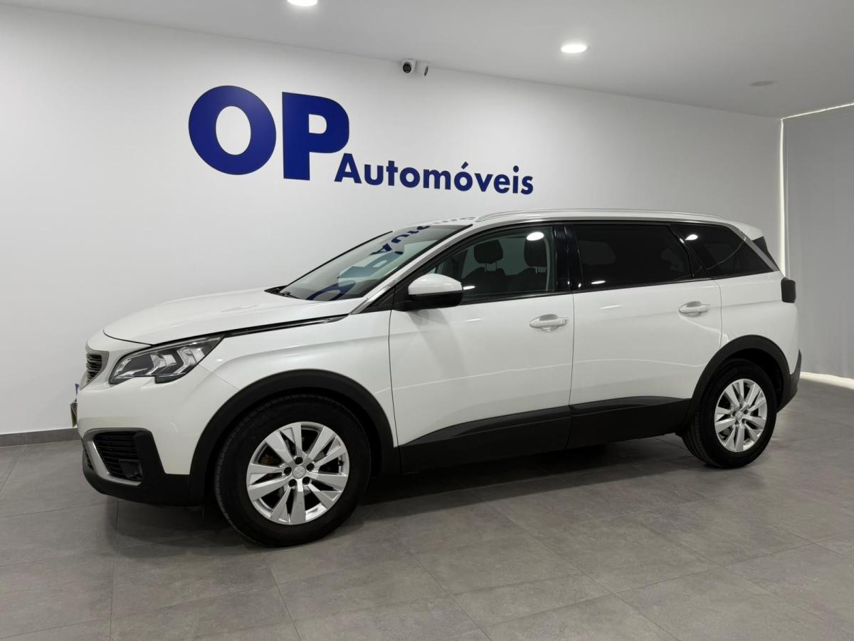 peugeot-5008-2019-diesel-1499cc