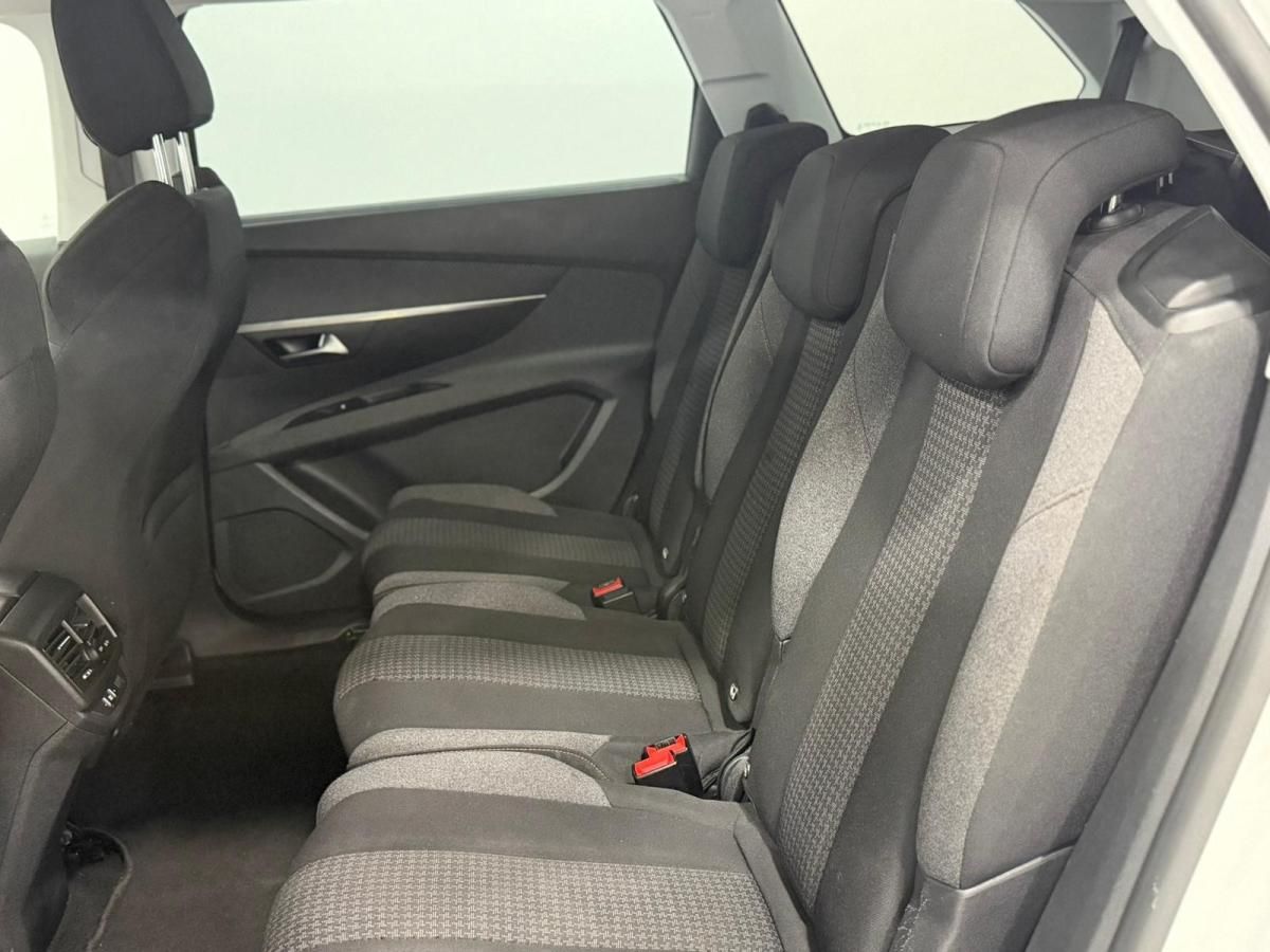 peugeot-5008-2019-diesel-1499cc