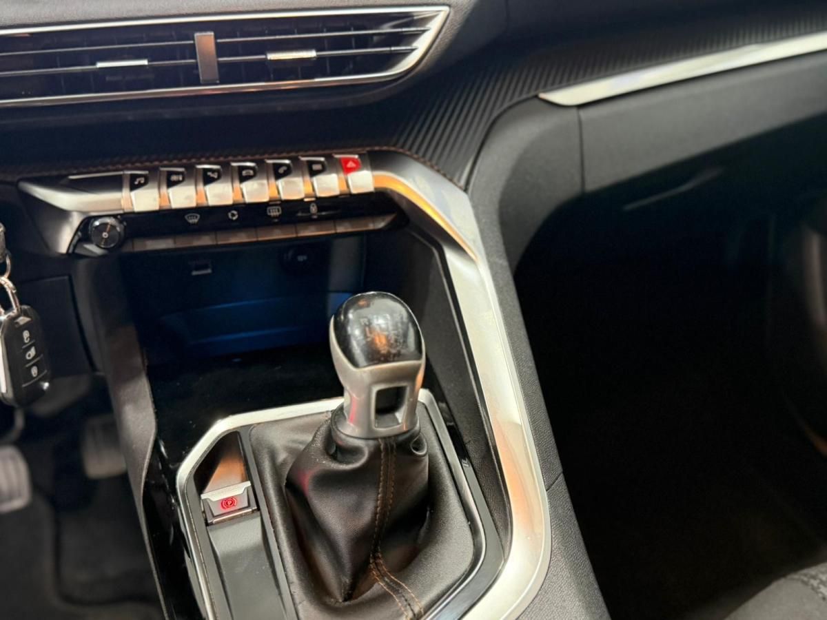 peugeot-5008-2019-diesel-1499cc