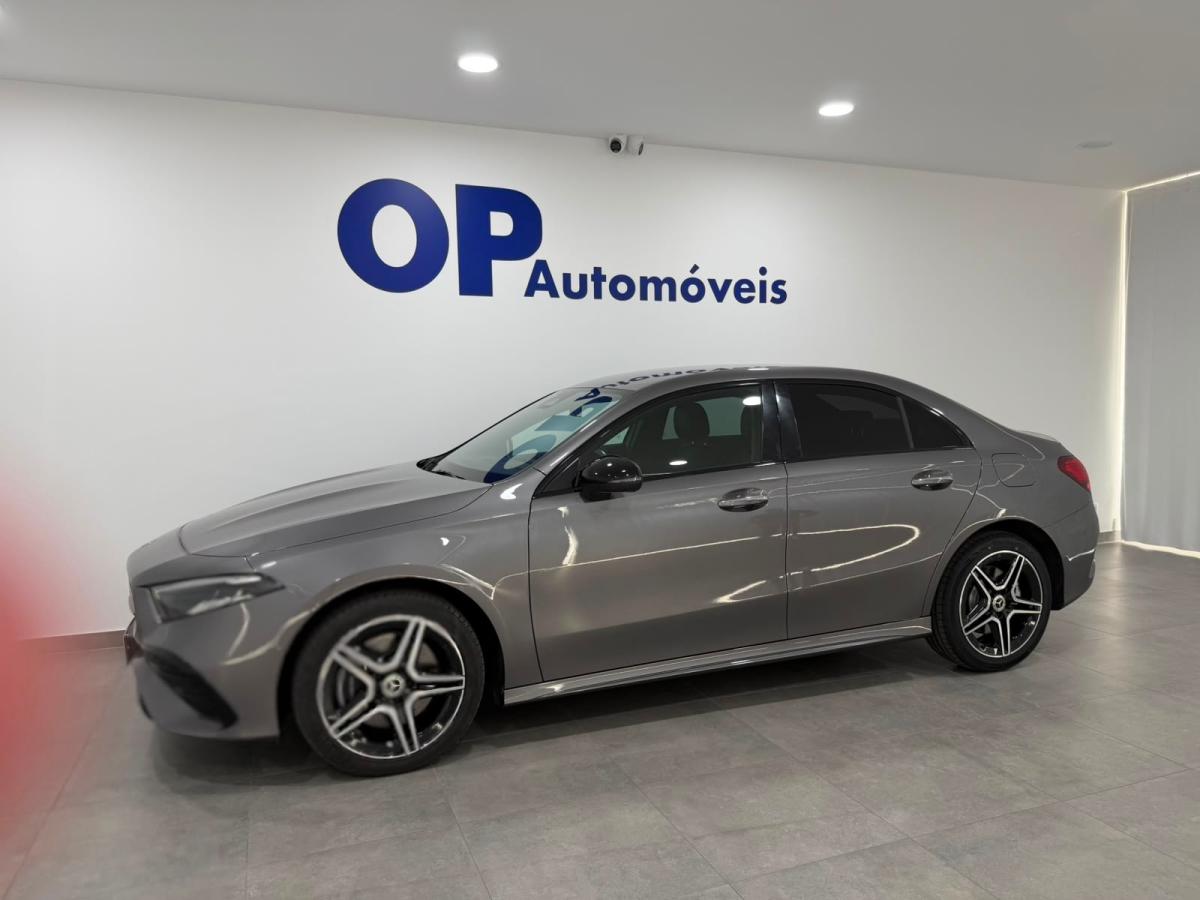 mercedes-benz-classe-a-2023-hibrido-a-gasolina-1332cc
