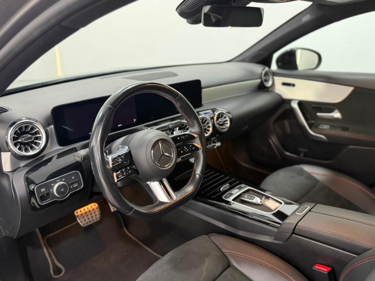 mercedes-benz-classe-a-2023-hibrido-a-gasolina-1332cc