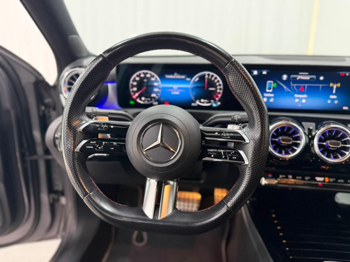 mercedes-benz-classe-a-2023-hibrido-a-gasolina-1332cc