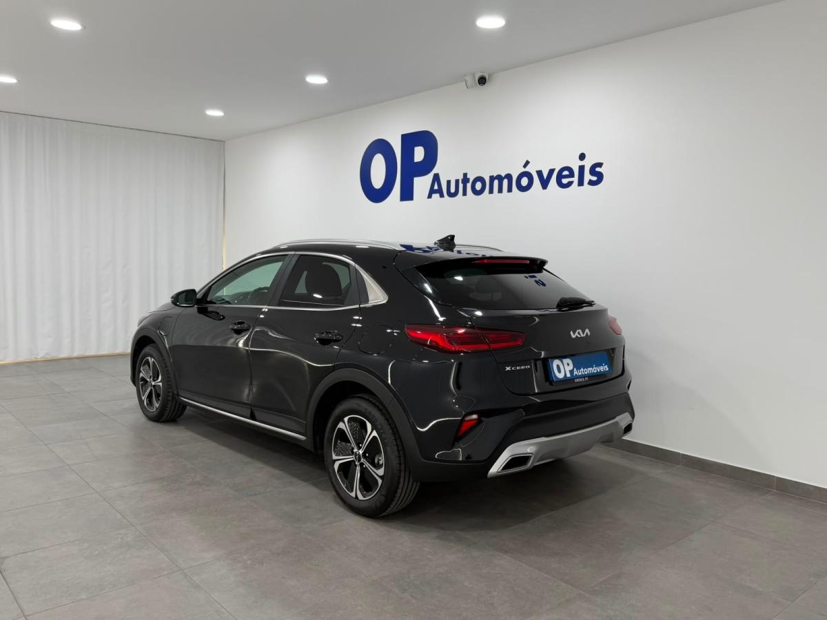 kia-xceed-2022-hibrido-a-gasolina-1580cc