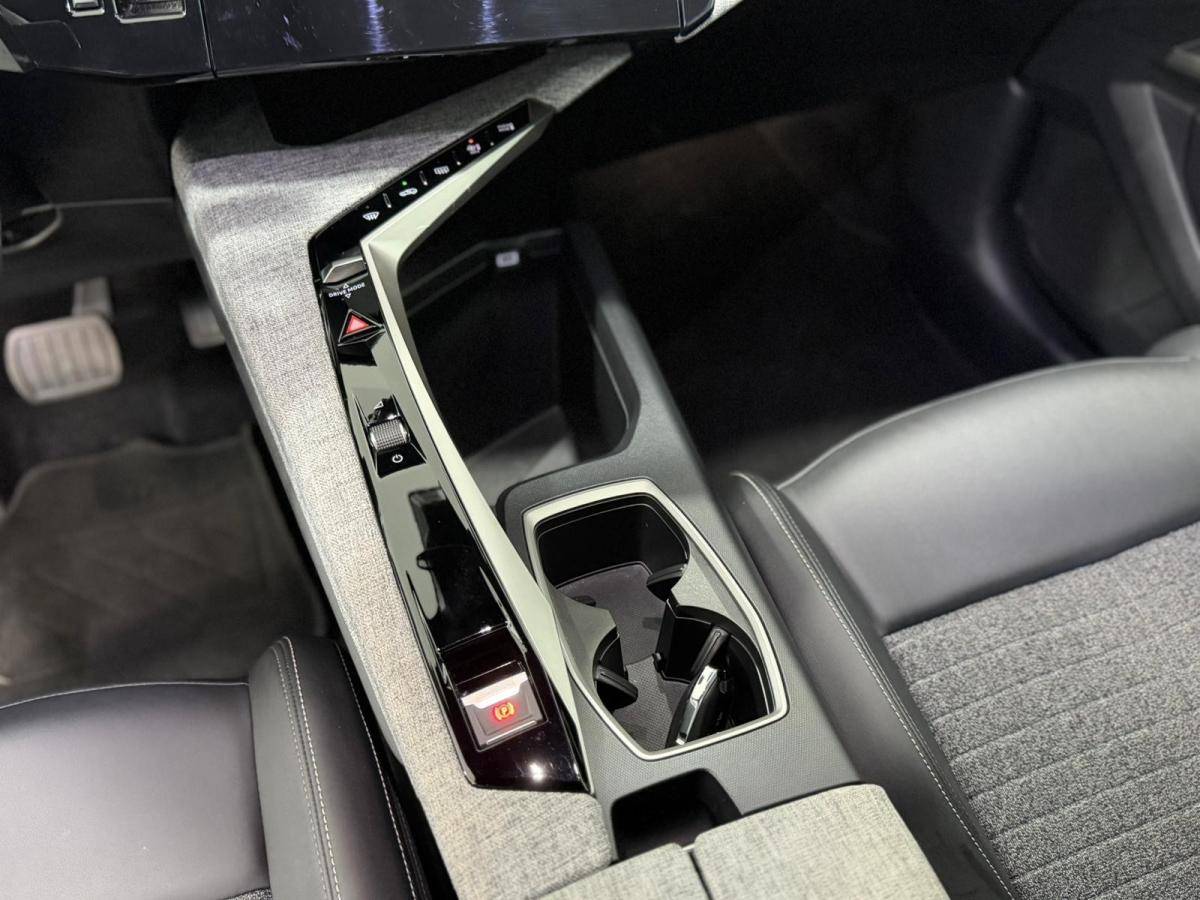 peugeot-3008-2025-gasolina-1199cc