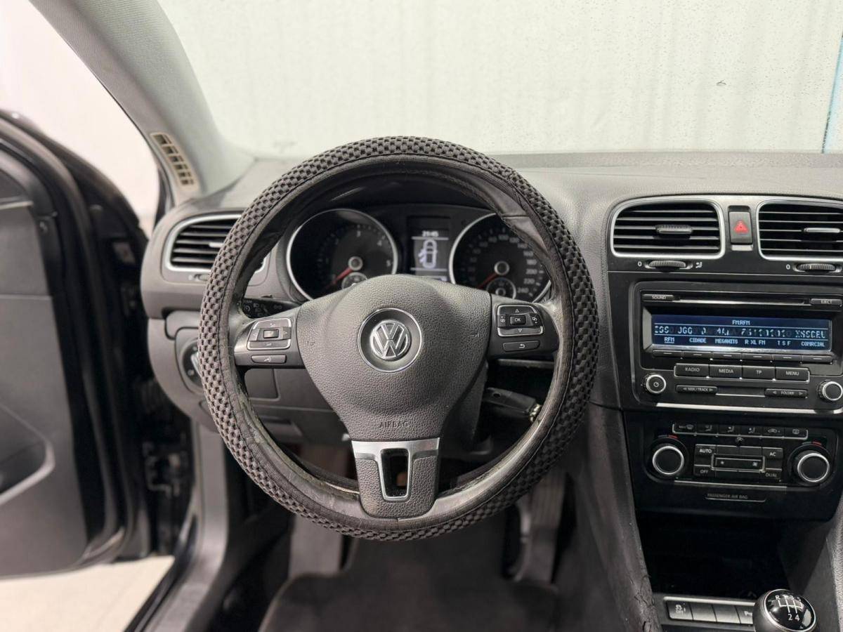 volkswagen-golf-variant-2012-diesel-1598cc