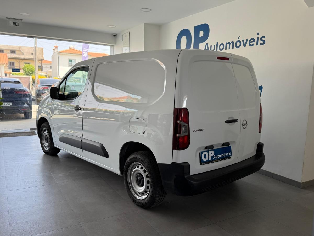 opel-combo-2022-diesel-1499cc
