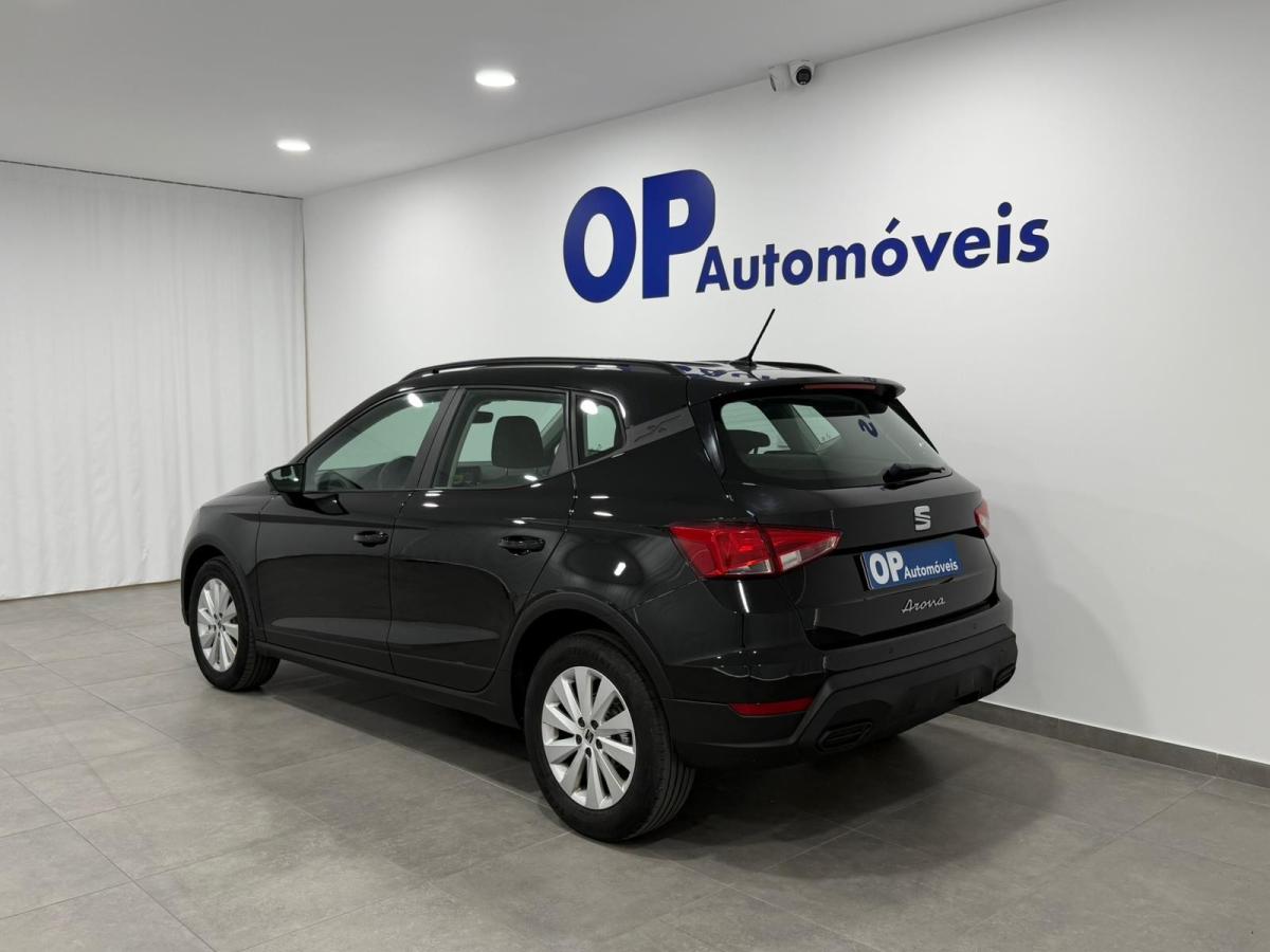 seat-arona-2024-gasolina-999cc