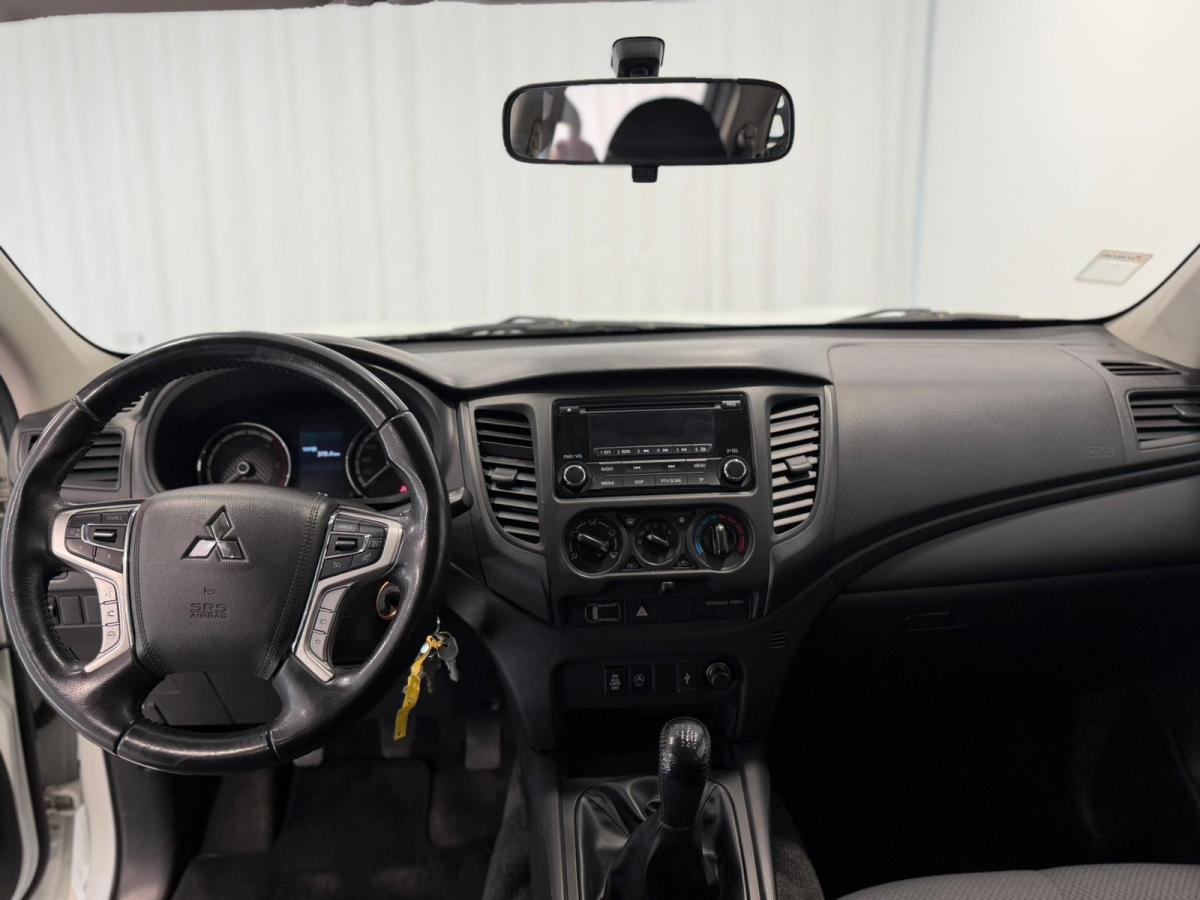 mitsubishi-l200-2022-diesel-2268cc