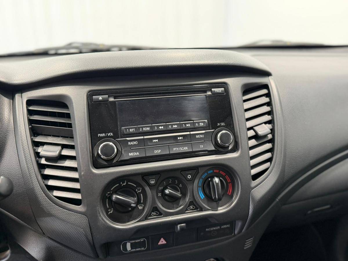 mitsubishi-l200-2022-diesel-2268cc