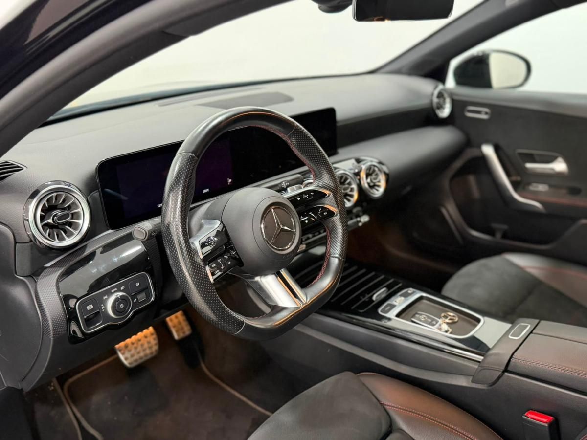 mercedes-benz-classe-a-2023-hibrido-a-gasolina-1332cc