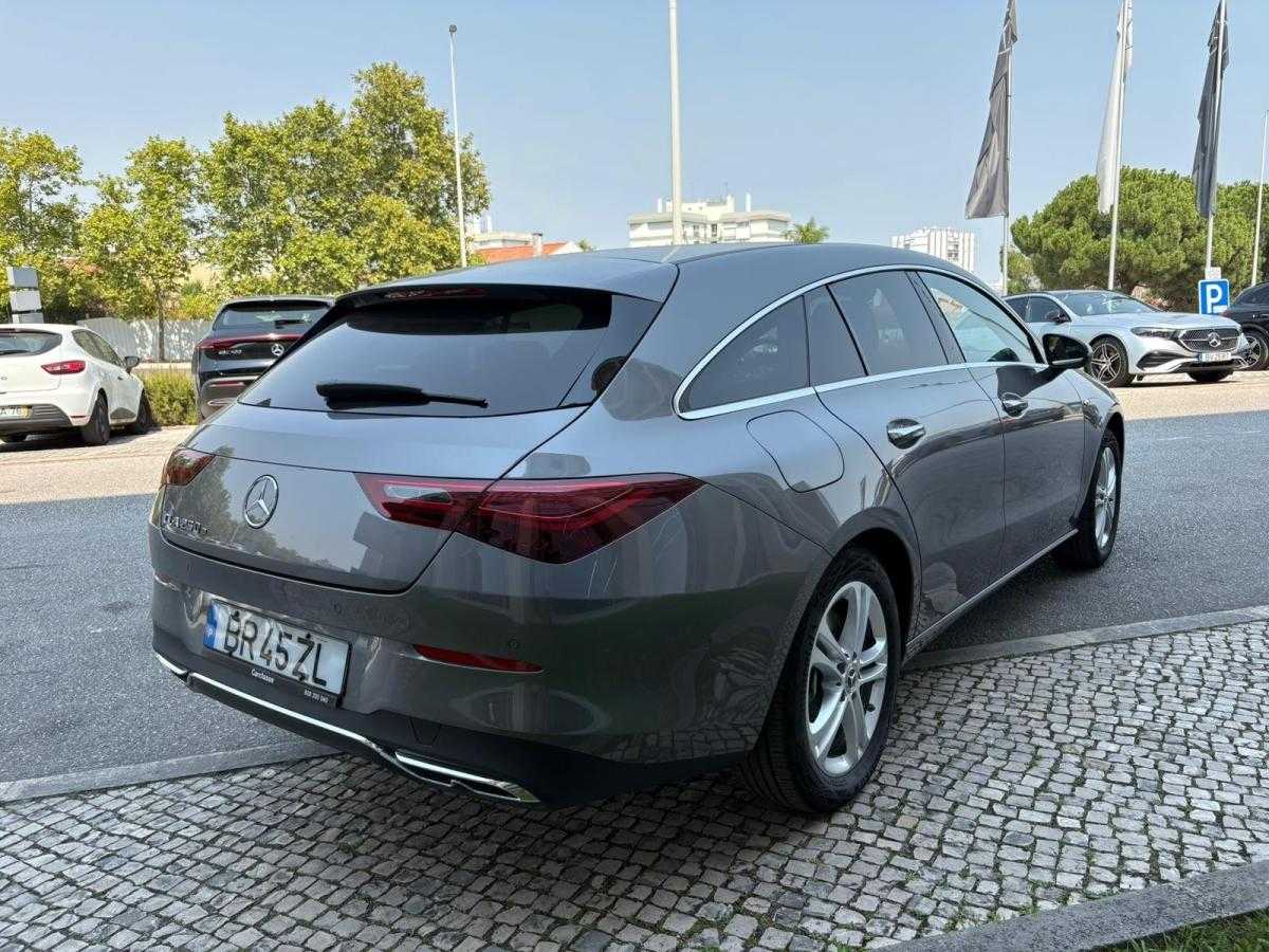 mercedes-benz-cla-2025-hibrido-a-gasolina-1332cc