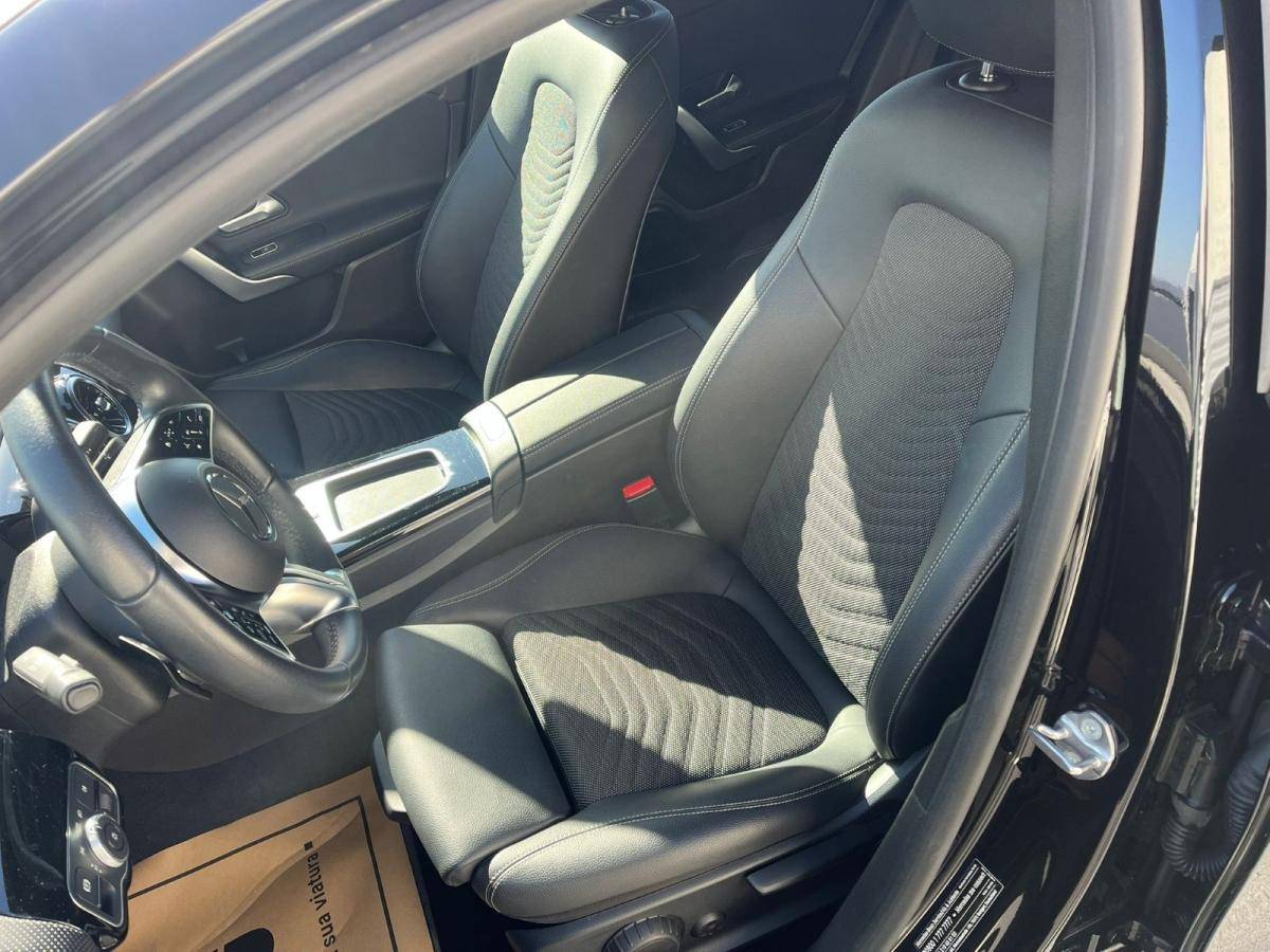 mercedes-benz-classe-a-2023-gasolina-1332cc