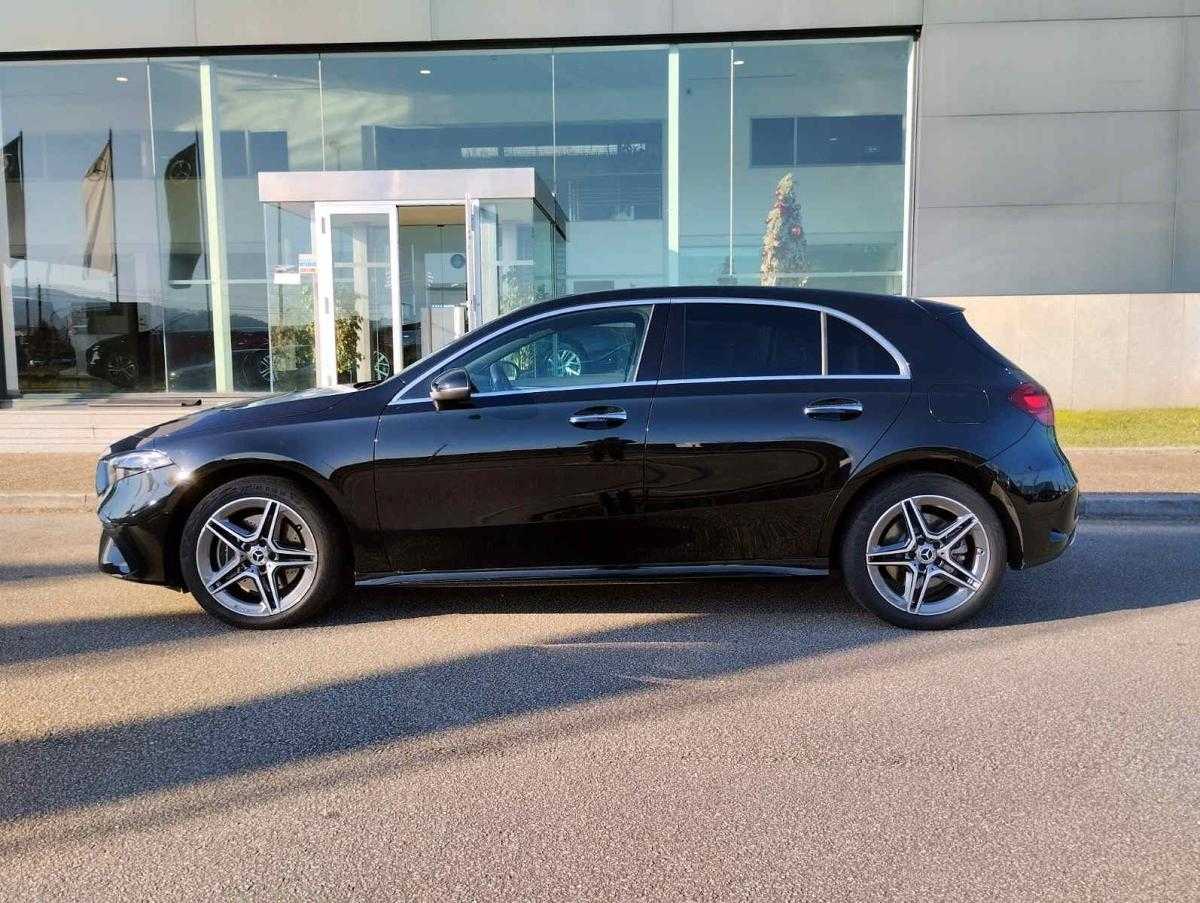 mercedes-benz-classe-a-2023-hibrido-a-gasolina-1332cc