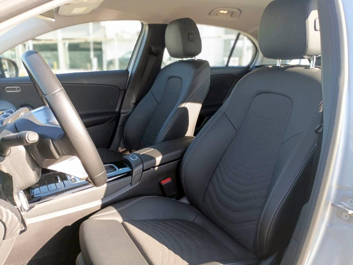 mercedes-benz-classe-a-2024-gasolina-1332cc