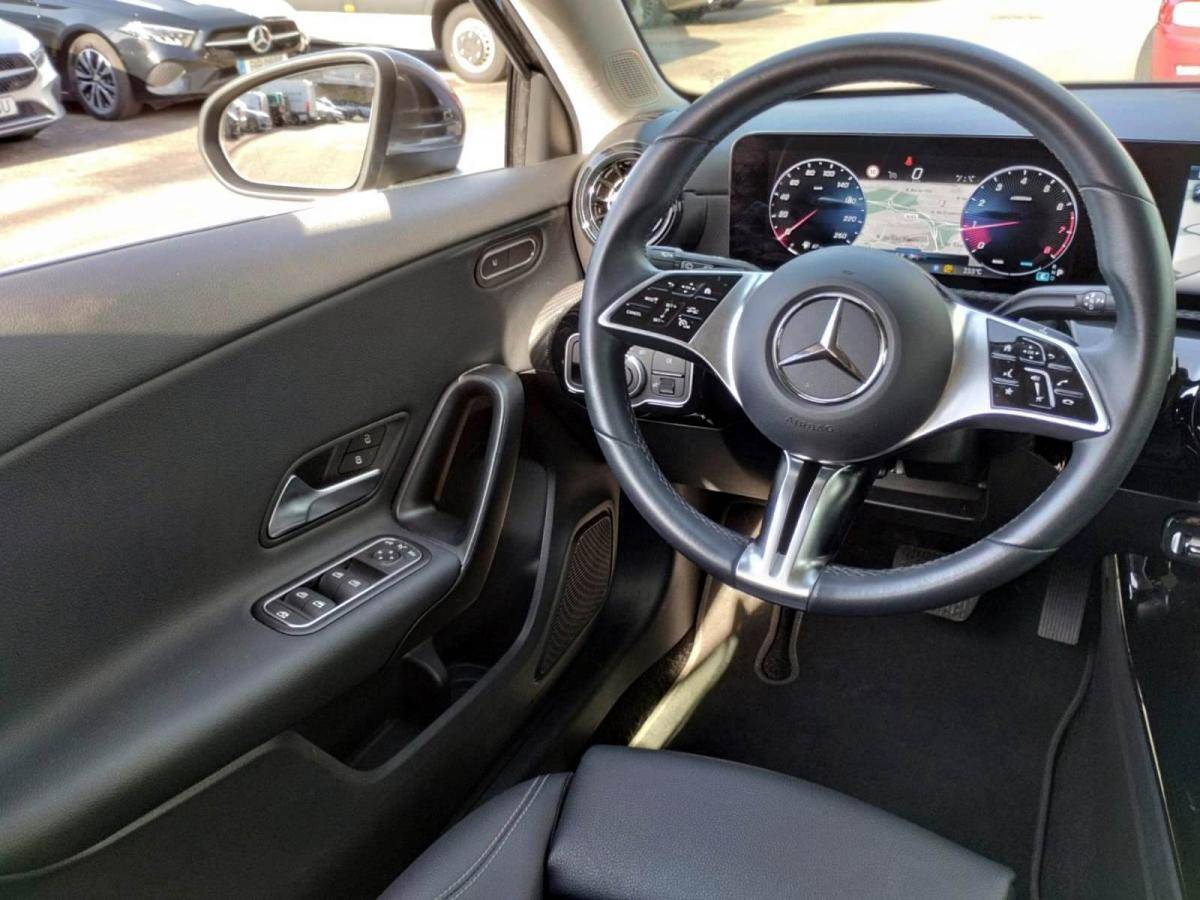 mercedes-benz-classe-a-2025-gasolina-1332cc