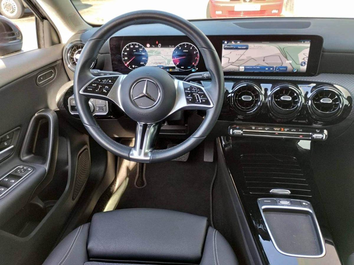 mercedes-benz-classe-a-2025-gasolina-1332cc