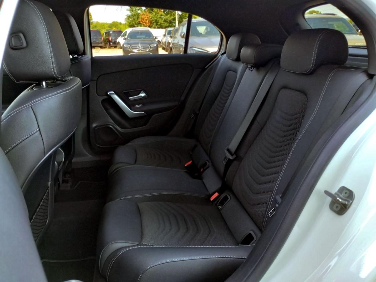 mercedes-benz-classe-a-2024-hibrido-a-gasolina-1332cc