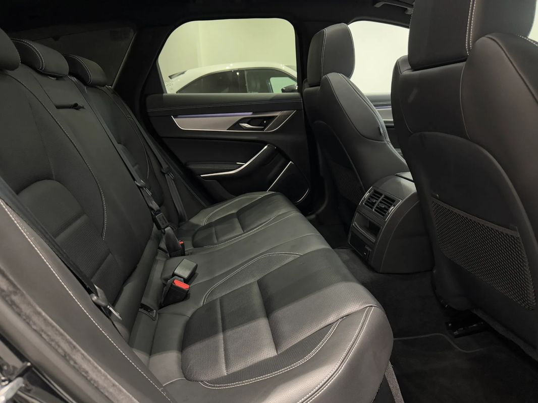 jaguar-xf-sportbrake-2023-diesel-1997cc