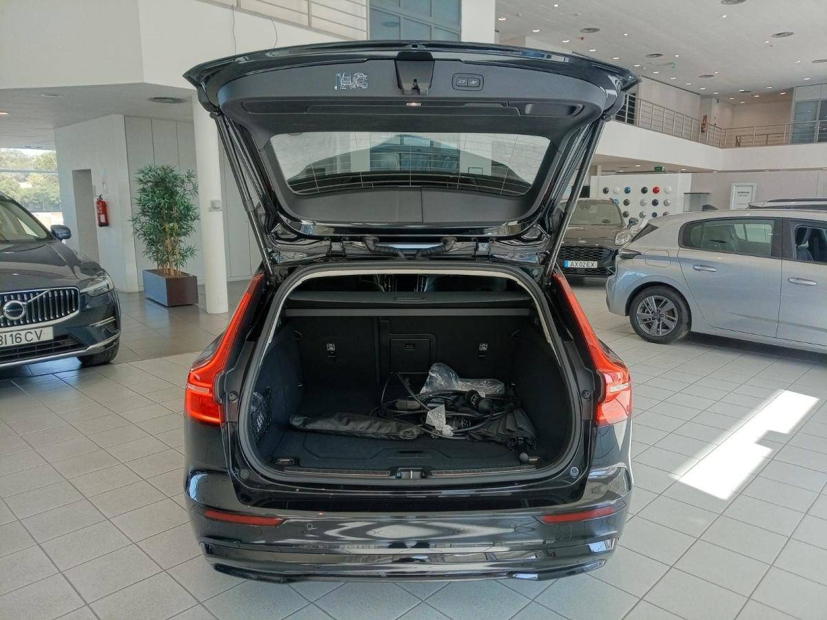 volvo-v60-2024-hibrido-a-gasolina-1969cc