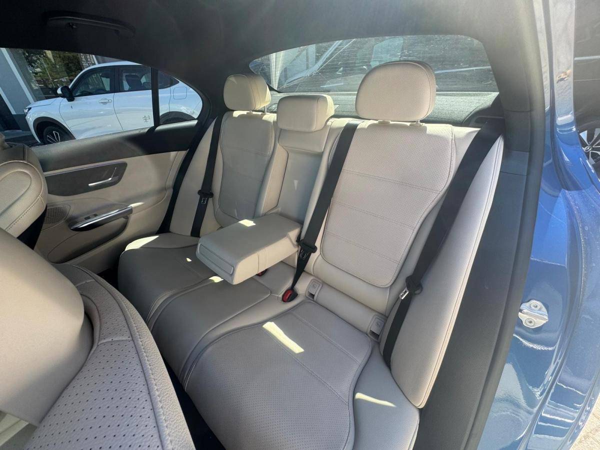 mercedes-benz-classe-c-2022-hibrido-a-gasolina-1999cc