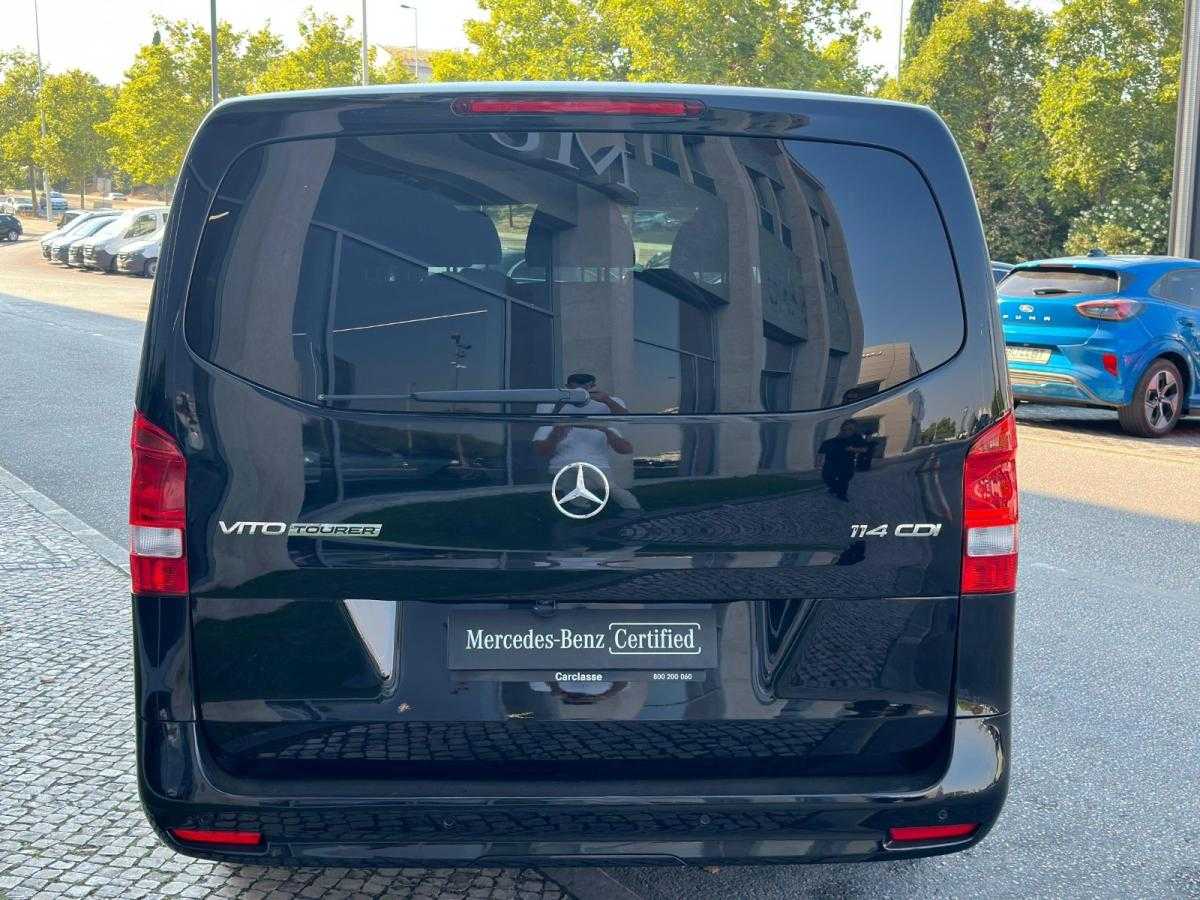 mercedes-benz-vito-2023-diesel-1950cc