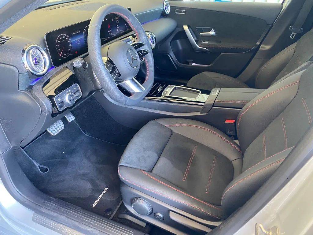 mercedes-benz-classe-a-2024-hibrido-a-gasolina-1332cc