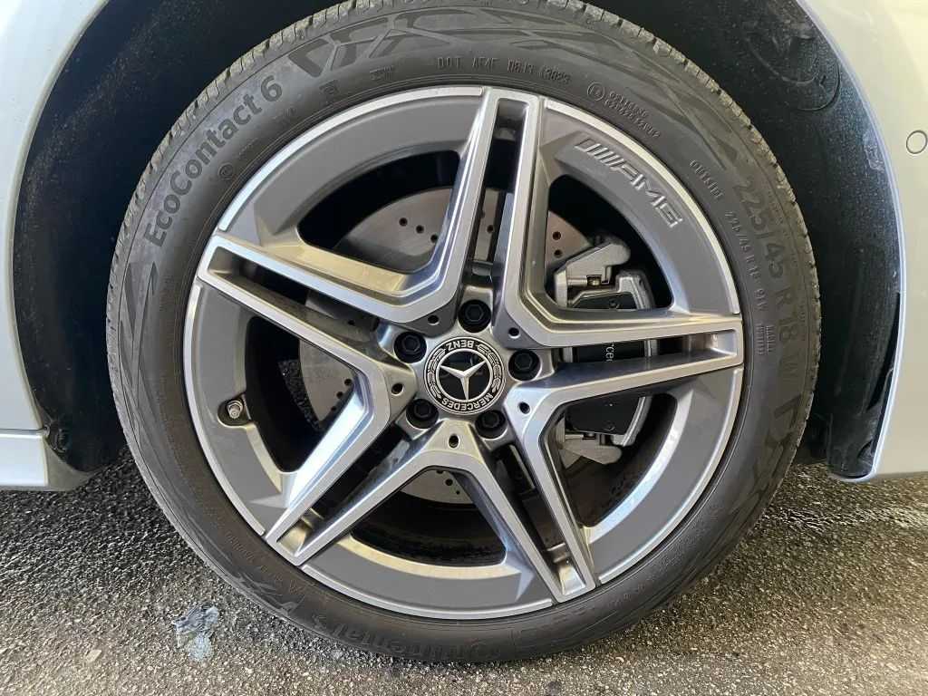 mercedes-benz-classe-a-2024-hibrido-a-gasolina-1332cc