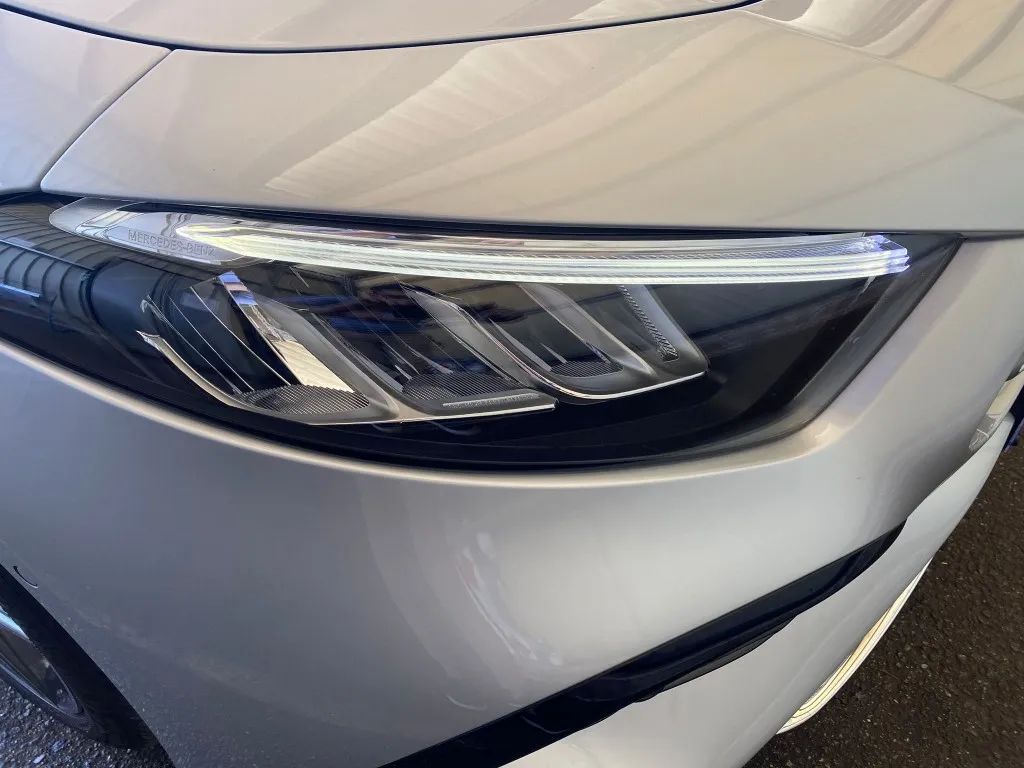 mercedes-benz-classe-a-2024-hibrido-a-gasolina-1332cc
