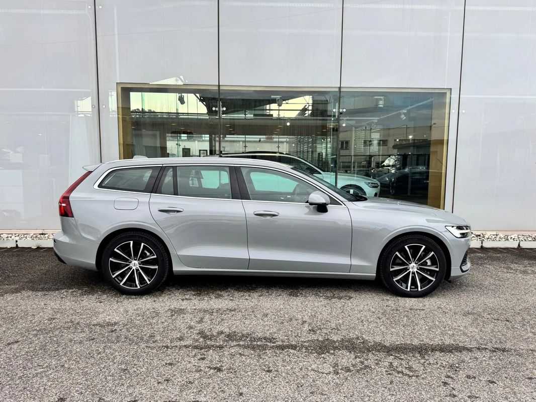 volvo-v60-2024-hibrido-a-gasolina-1969cc