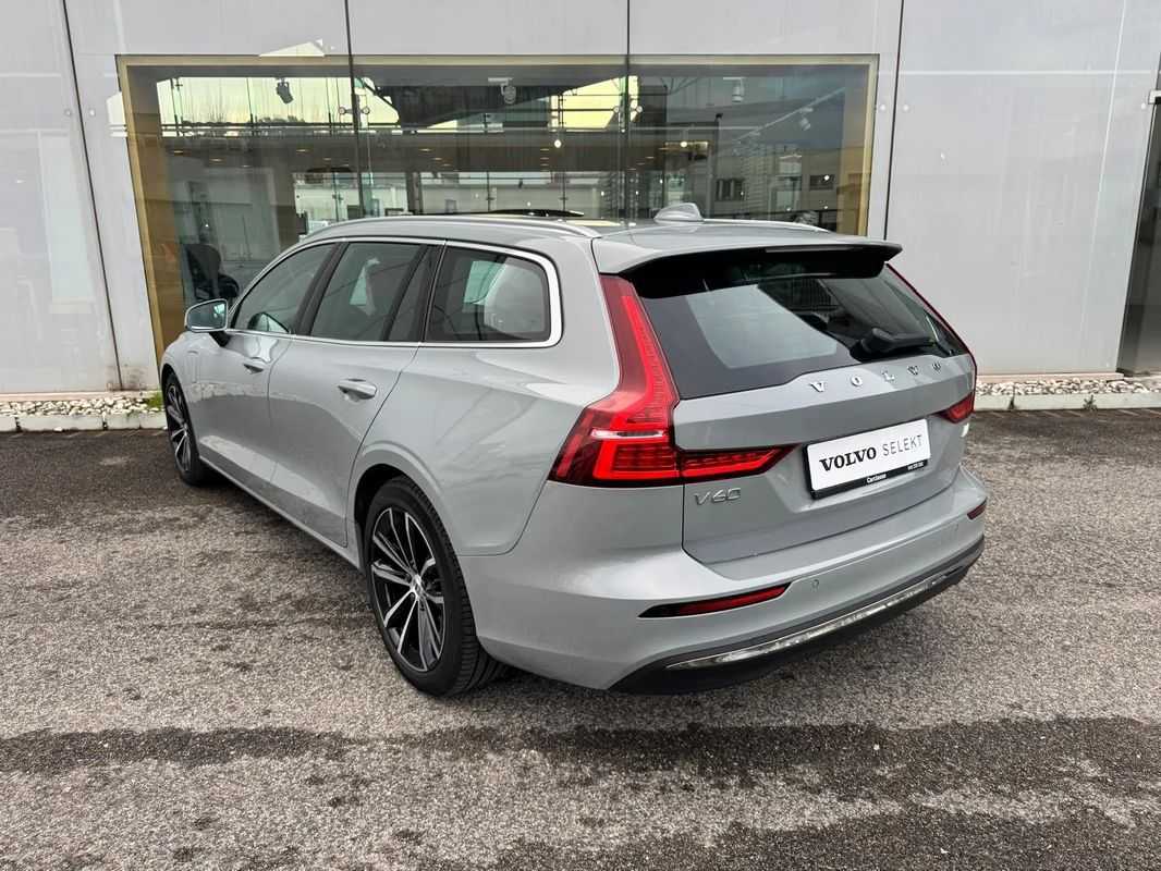 volvo-v60-2024-hibrido-a-gasolina-1969cc
