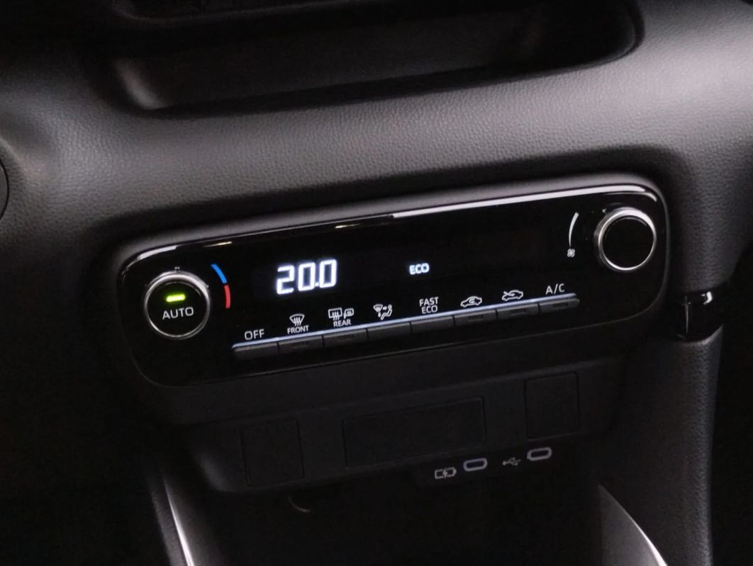 mazda-2-2024-hibrido-a-gasolina-1490cc