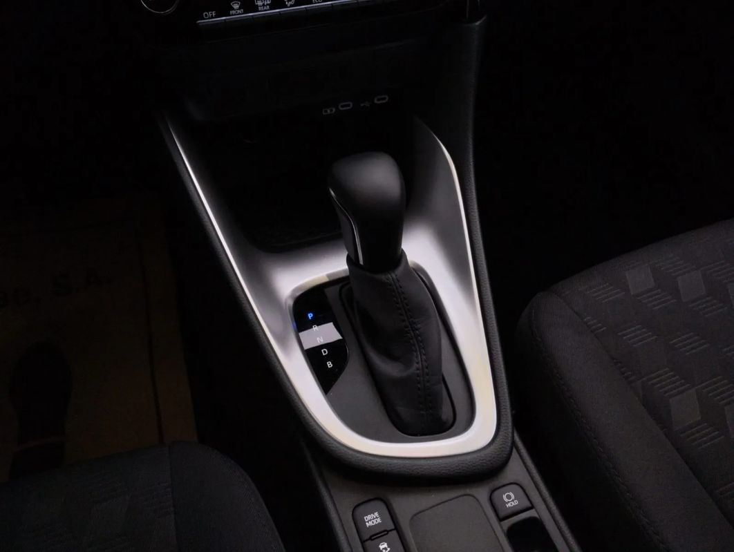 mazda-2-2024-hibrido-a-gasolina-1490cc