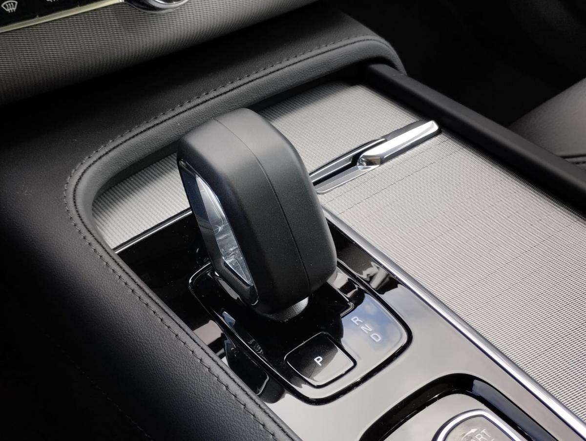 volvo-xc-90-2024-hibrido-a-gasolina-1969cc