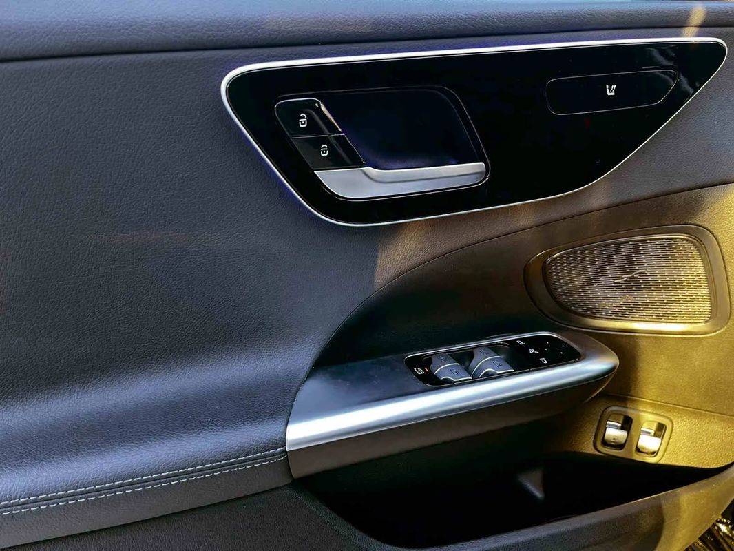 mercedes-benz-classe-c-2024-hibrido-a-gasolina-1999cc