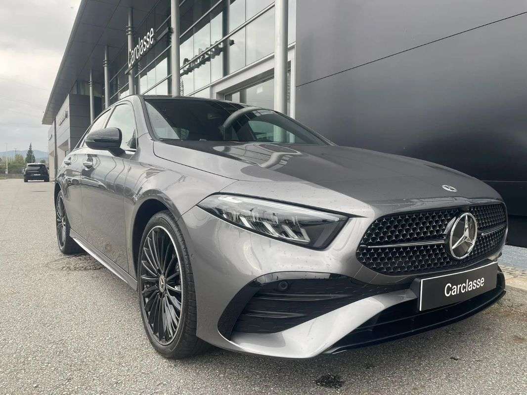 mercedes-benz-classe-a-2024-hibrido-a-gasolina-1332cc