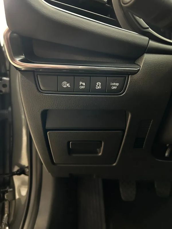 mazda-3-2024-gasolina-1998cc
